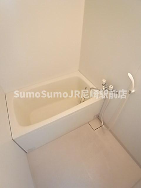 バス・シャワールーム　お風呂です