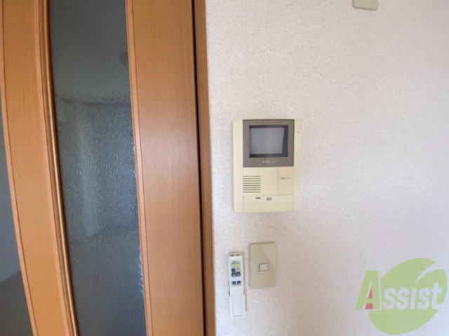 その他設備　モニター付きインターホンは来客時に顔を確認できて安心ですね～