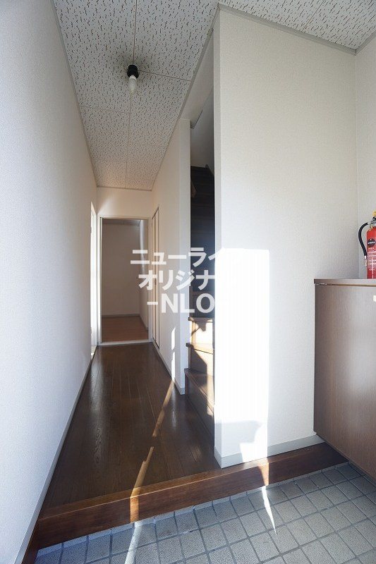 玄関　※同建物他部屋になります。現状優先です。