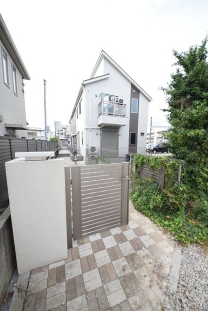 エントランス　エントランス