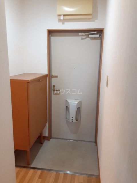 フロイデ宮竹の玄関写真
