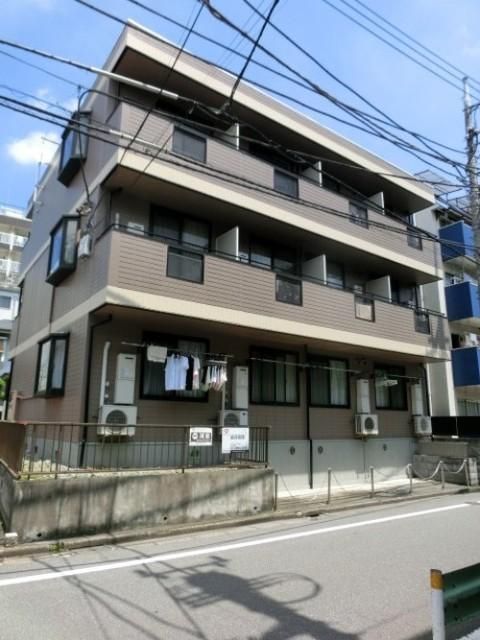 建物外観　★最寄りの駅まで徒歩3分です★