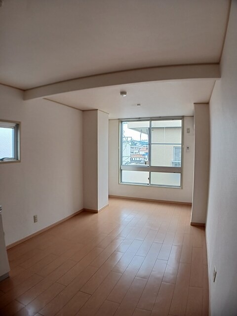居室・リビング　明るいお部屋です。