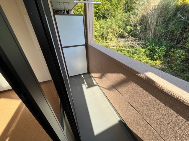 バルコニー　※同タイプの部屋写真です