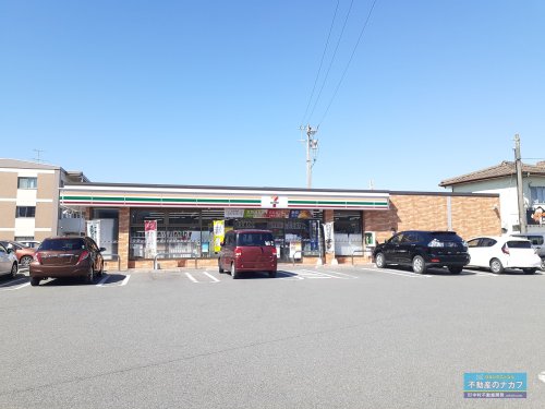 コンビニ　セブンイレブン 小川江頭店（コンビニ）まで1100m
