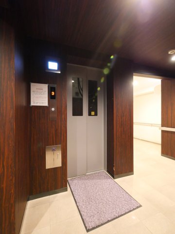 建物外観　落ち着いた雰囲気の外観です