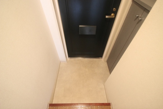 玄関　※別部屋の写真です