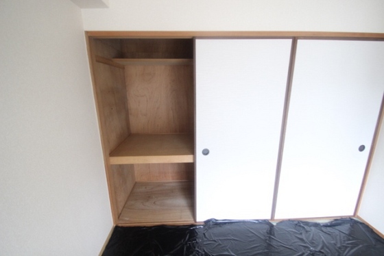 収納　※別部屋の写真です