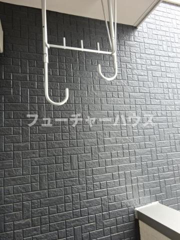 バルコニー　物干し掛け付き