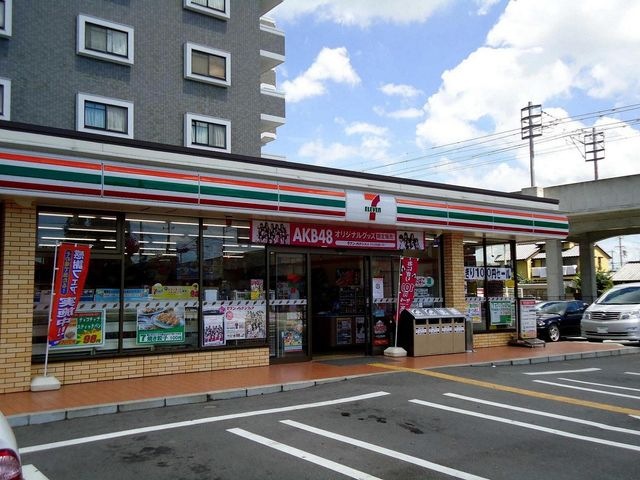 コンビニ　セブンイレブン 加古川駅東店（コンビニ）まで263m
