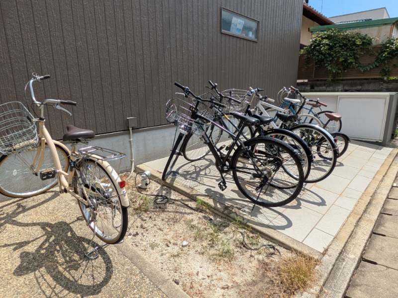 駐車場　駐輪スペース