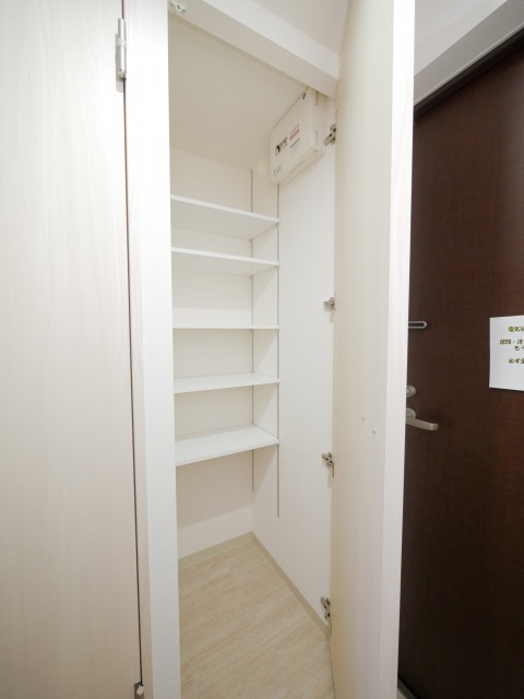 その他設備　シューズクローゼット付きです。
