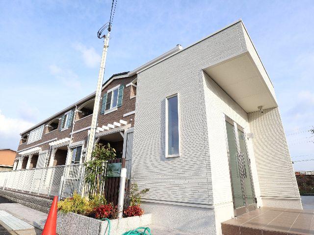 建物外観　令和3年築のペットと生活できちゃう素敵なお部屋♪外観も素敵♪