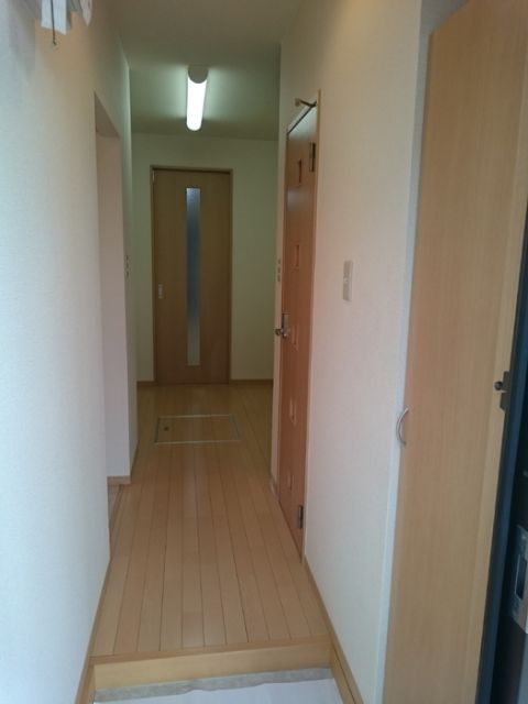 大和の里IVの玄関写真