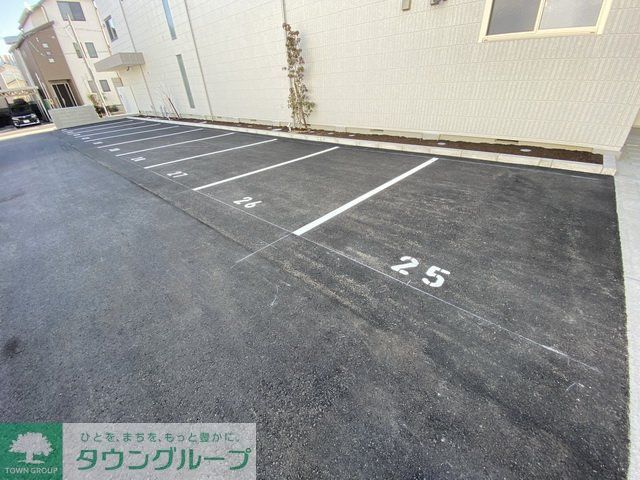 駐車場　駐車場