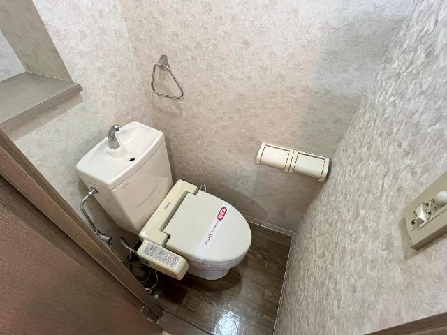 トイレ　シャワー付トイレ