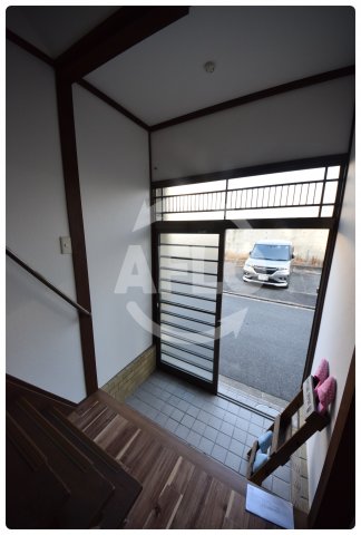 その他　餌差町戸建て　階段