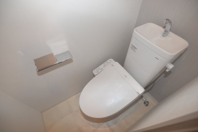 トイレ　写真は同物件の他のお部屋のものです