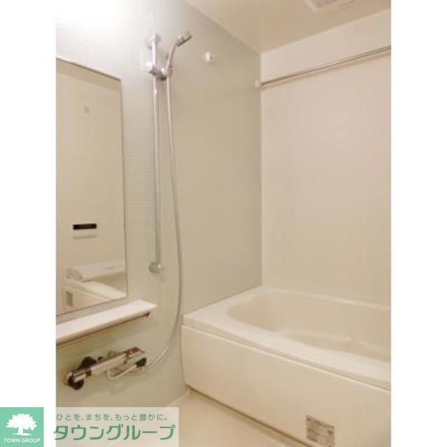 バス・シャワールーム　※写真は同タイプ住戸です。