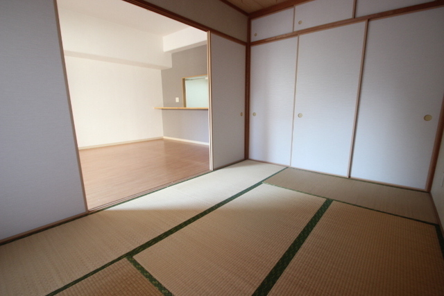 ワイビルの内装写真