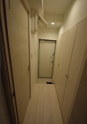 都営浅草線 西馬込駅 徒歩11分 3階建 築8年の玄関写真