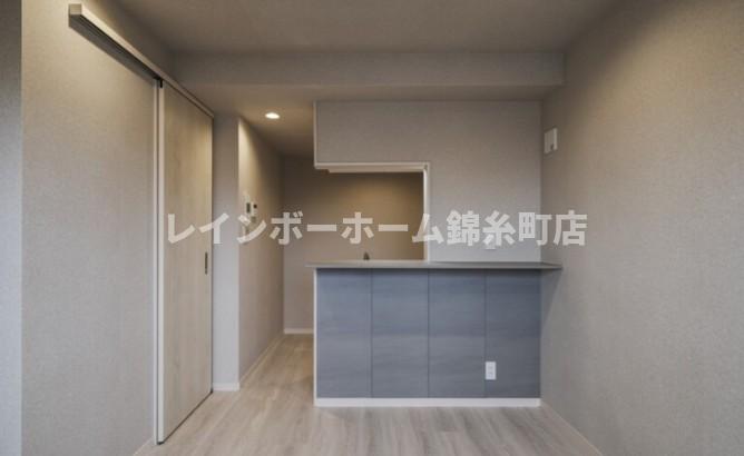 robot home 原木中山の居間写真