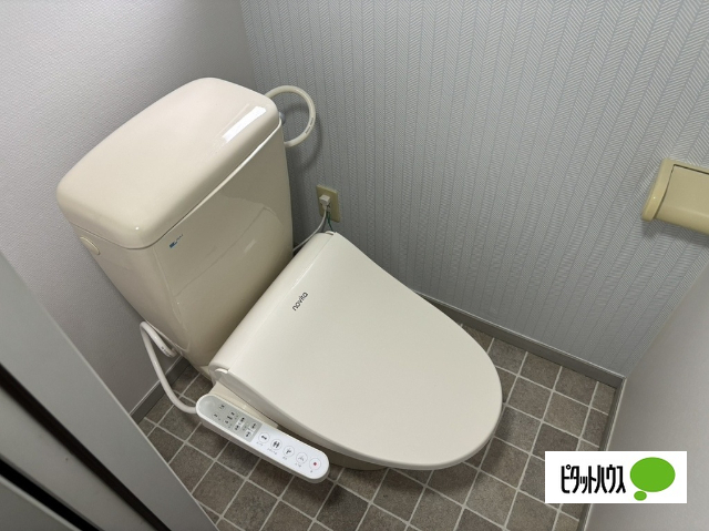 トイレ　他のお部屋の室内です