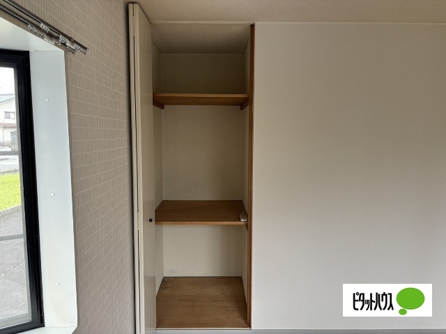 収納　他のお部屋の室内です