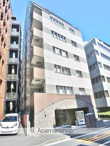 東京メトロ南北線 市ケ谷駅 徒歩8分 築24年