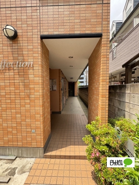 アフェクシオンの外観写真