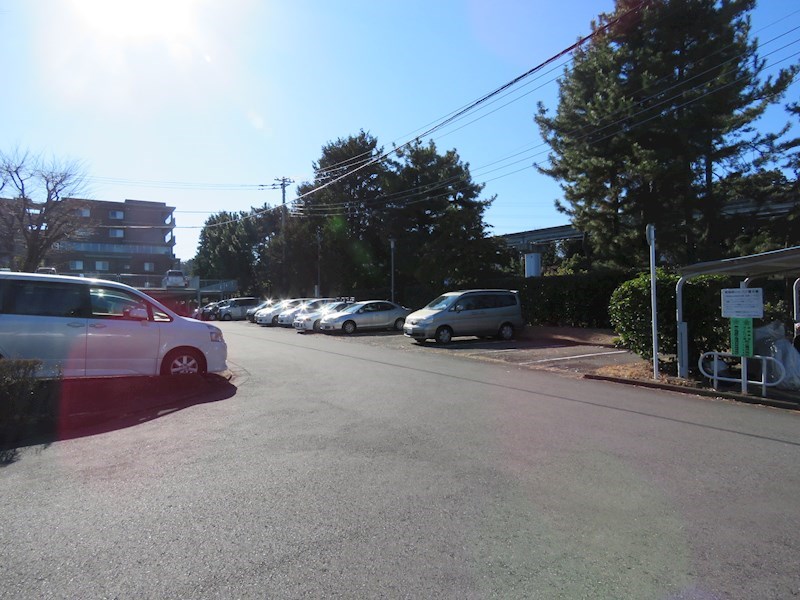 駐車場　駐車場