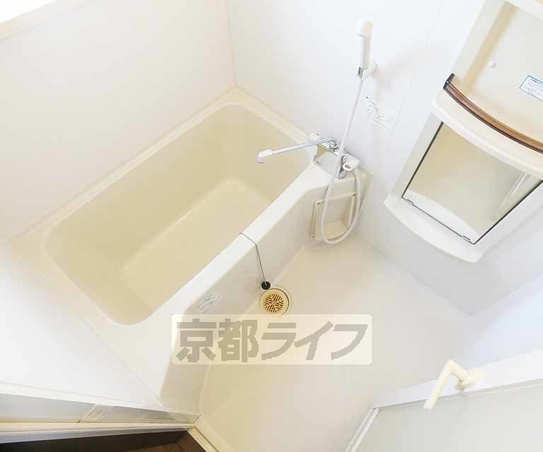 バス・シャワールーム　綺麗なバスです。