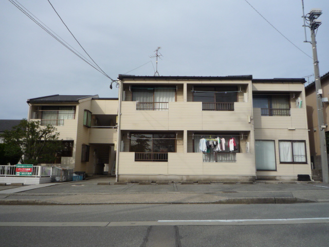 パークス高尾の建物外観