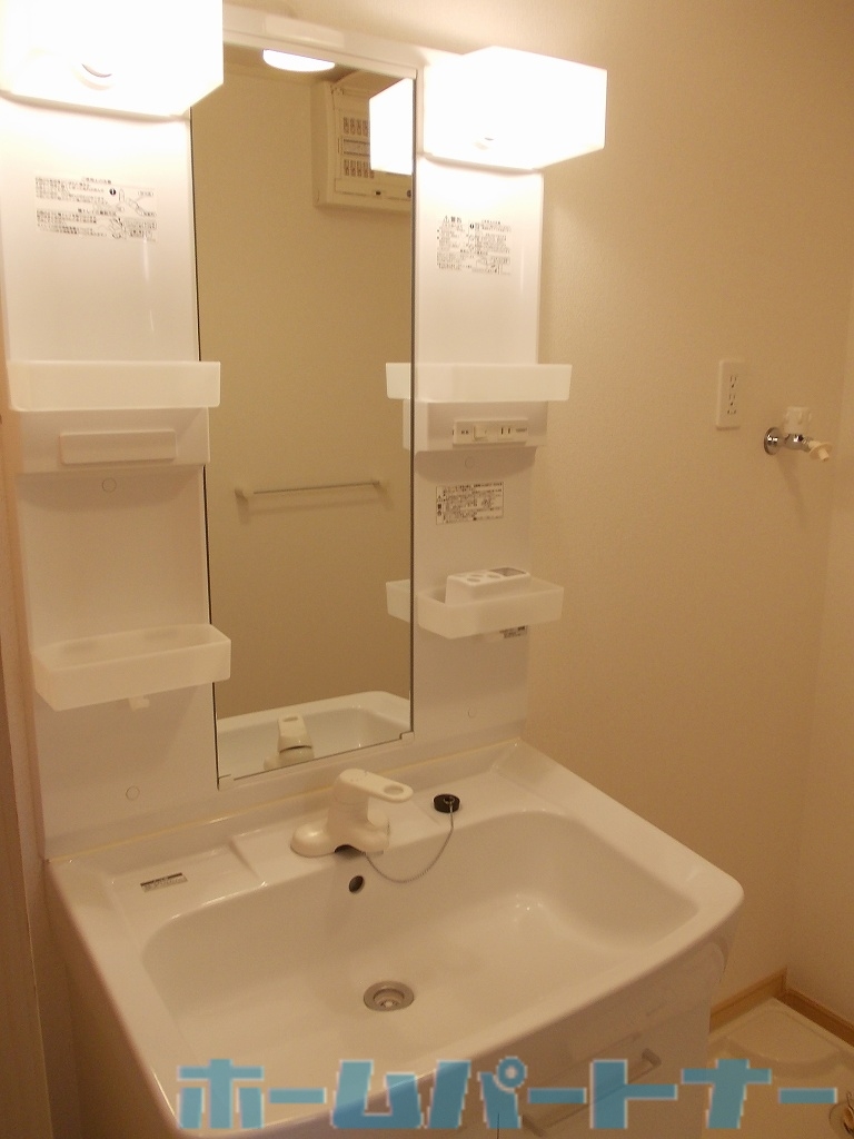 洗面設備　洗面所あり洗濯機も室内に置けますよ♪