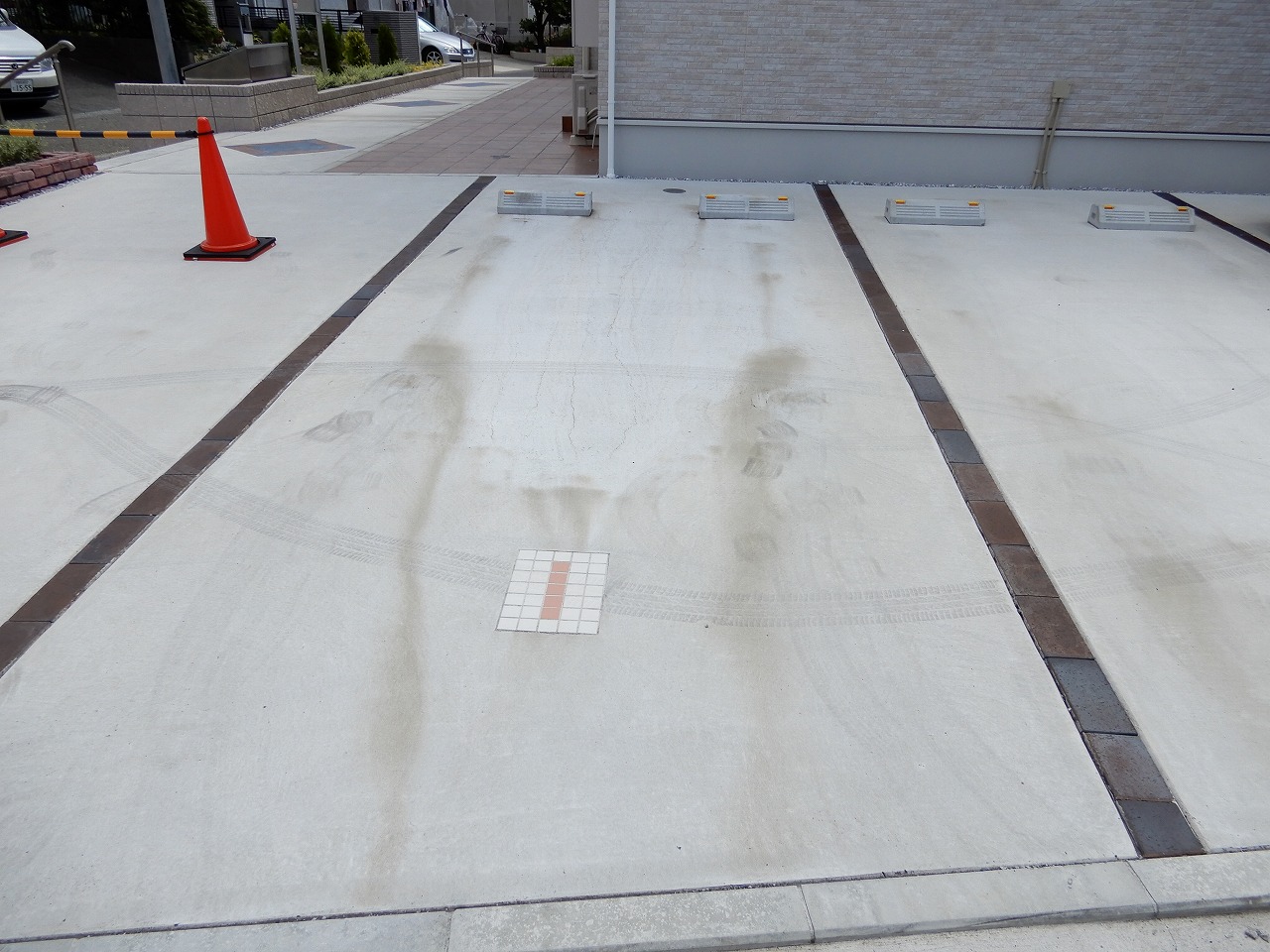 駐車場　平置きです♪