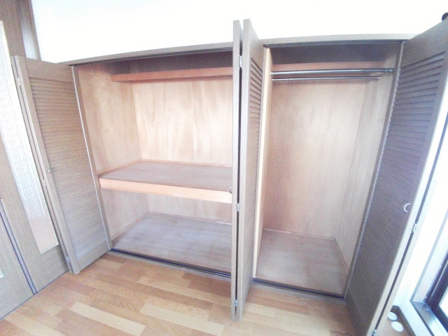 収納　クローゼット