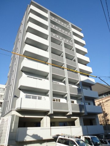 熊本市中央区上林町のマンションの建物外観
