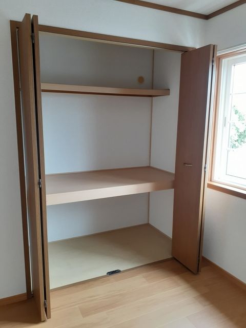 【サンフィールド中屋の収納】
