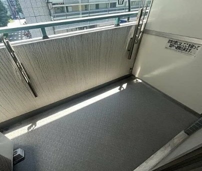 【中央区日本橋のマンションのバルコニー】