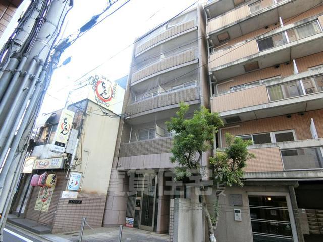 京都市中京区藤岡町のマンションの建物外観