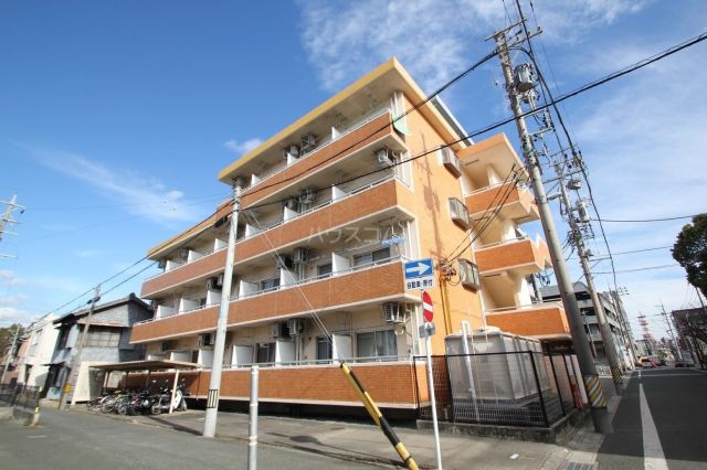 【豊橋市花田町のマンションの建物外観】