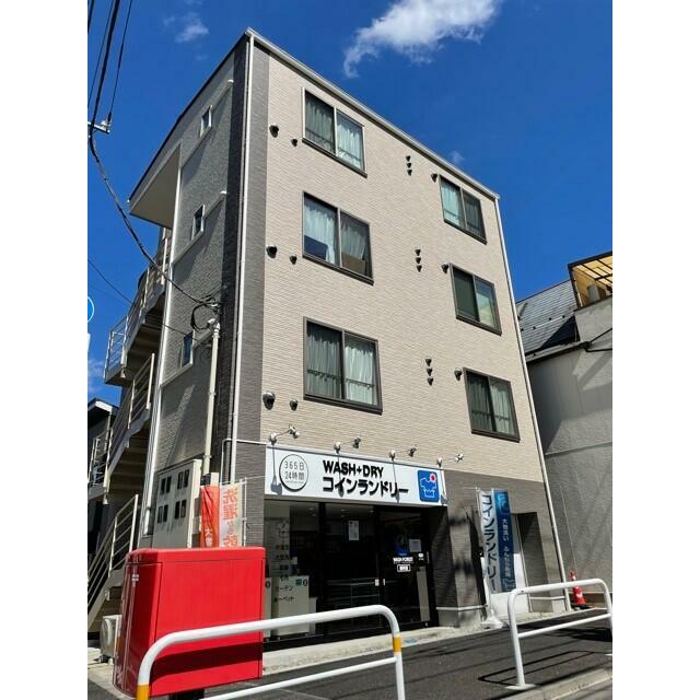 【クレア中野新井の建物外観】