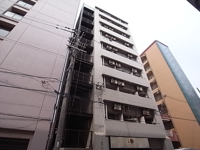 明石市小久保のマンションの建物外観