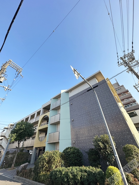 【カミング平野の建物外観】