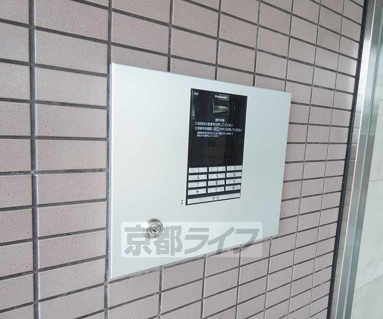 【京都市伏見区竹田北三ツ杭町のマンションのセキュリティ】