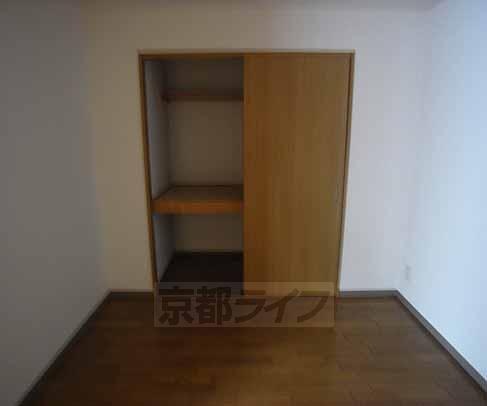 収納　布団も充分はいる収納です