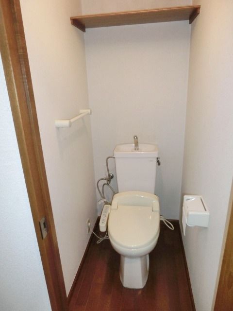 トイレ　※別号室イメージ写真です