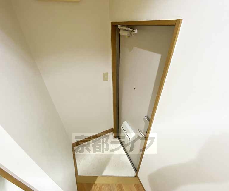 玄関　大きな段差がありません