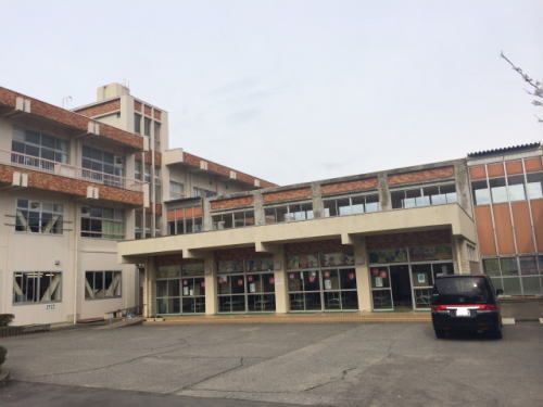 小学校　金津小学校（小学校）まで500m