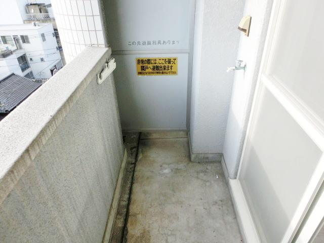 その他　洗濯機置場（室外）